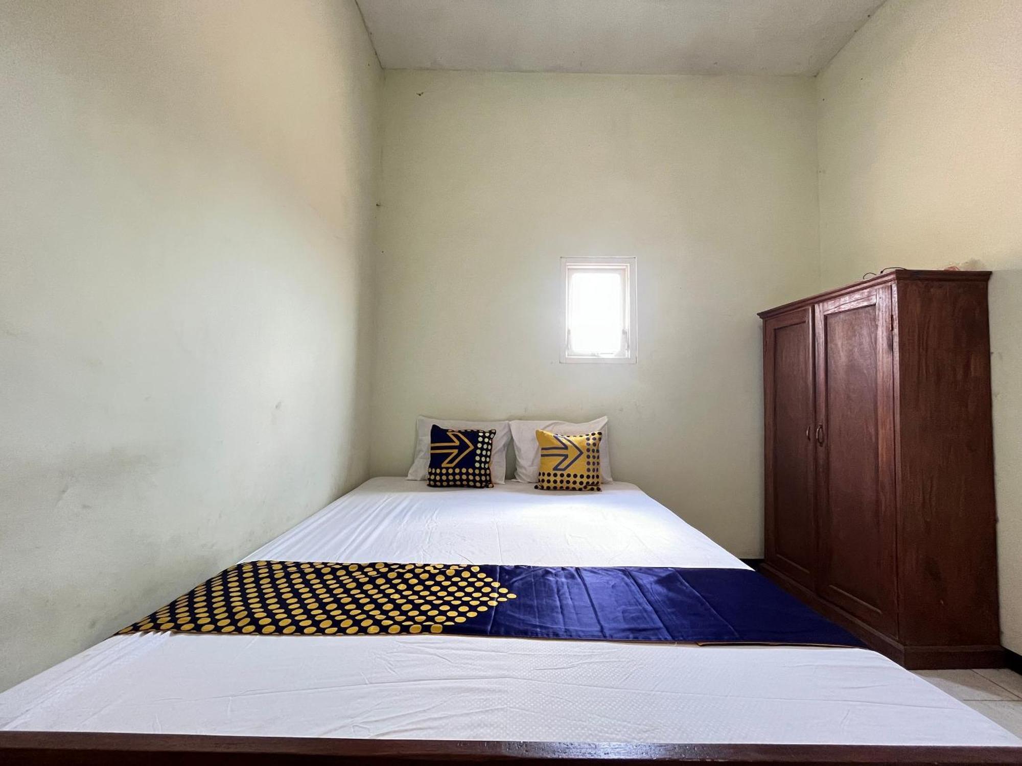 Spot On 93423 Kost Berkah Near Kebun Teh Wonosari Hotel Lawang Ngoại thất bức ảnh